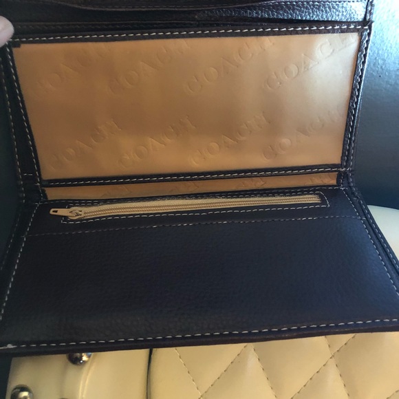 Coach Wallet - Picture 5 of 7